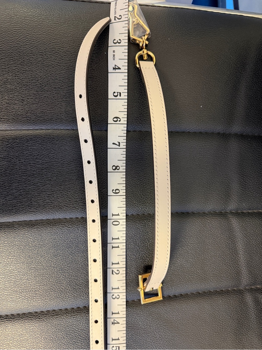 Gucci White and Black Leather adjustable Strap with Gold Hardware, - Picture 12 of 12